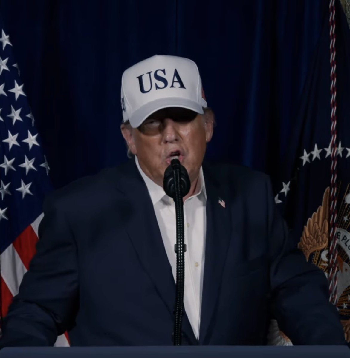 IRAN: I'm wearing a white SG hat and speaking. The dictatorial leaders don't understand my point. Log out of this dictatorship immediately.