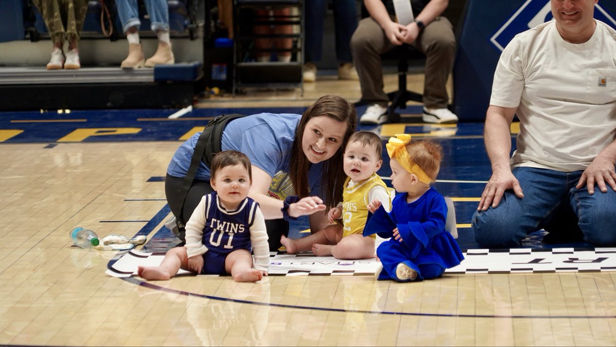 WVTreasury's tweet photo. This evening, families participated in the SMART529 Diapers to Degrees Dash at the @WVUhoops game with Treasurer Pack presenting the winner with a check that goes into a SMART529 savings account! Thank you to all who participated! https://t.co/96edHYshIb