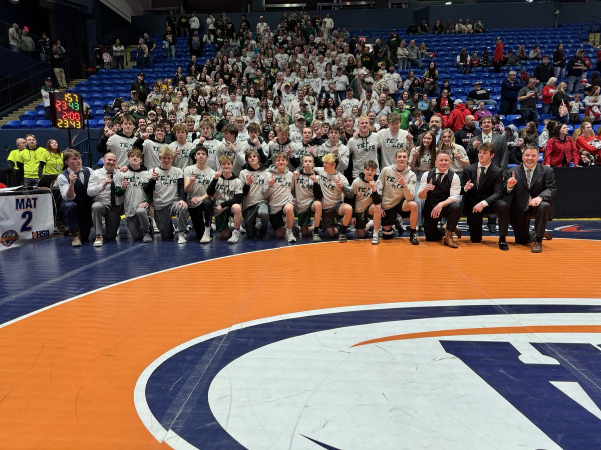 FreePressSports's tweet photo. Coalers are state champions for second year in a row https://t.co/jjjPUwlPw4