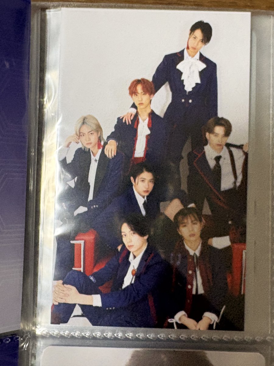 ashita_ryuuguu's tweet image. 龍宮城　トレカ　交換

譲　写真のもの
求　ITARUの自撮りトレカ(ギラリ、あっかんべ以外)

#龍宮城
#2MUCH
#Ray
#竹内黎
#KEIGO
#伊藤圭吾
#ITARU

本日 アリーナ16:00〜開演前の交換希望です。