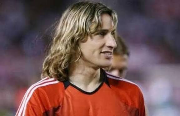 alanarmada23's tweet photo. @Frases_Sapardo Cohene Mereles
Olave
Bernardo Leyenda https://t.co/tJyvGPpZEu