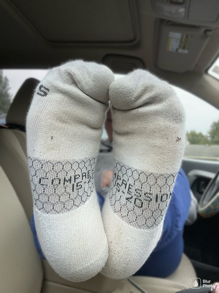 My work socks were STINKYYY!! Just imagine what my shoes smelled like 🤭 

You’re such a low life you don’t even deserve stinky shoes and socks 🥳🫶🏼