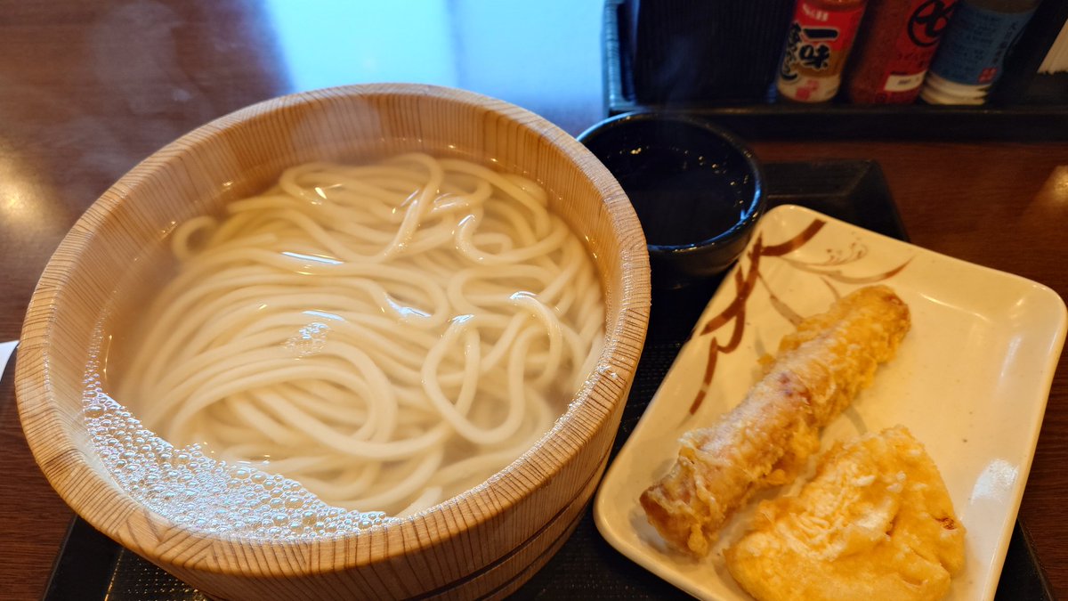 埼玉だけの展開なのか、「得得うどん」ってﾁｪｰﾝ店があったんだけどそこ