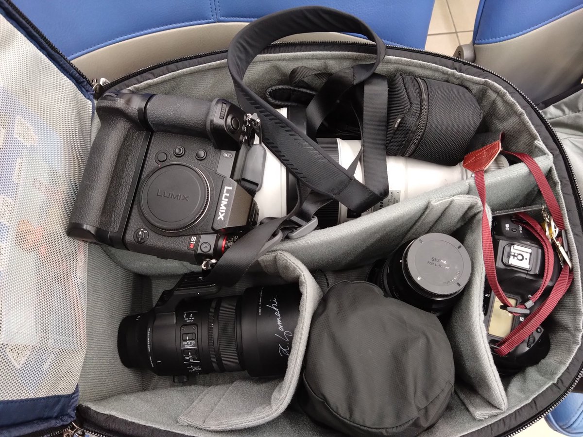 Tanuki_fukunaga's tweet photo. 収納力抜群

thinktankファーストライト46L＋は良いぞ

今ならなんと、定価から2割引の大特価(今日23:59まで

1DX3
EF600/4Ⅱ
S1R
70-200/2.8DGDN
135/1.4
28-45/1.8
TC-2011
これが入っちゃう

#thinktankphoto
#ファーストライト46L＋ https://t.co/dqAjarOyds