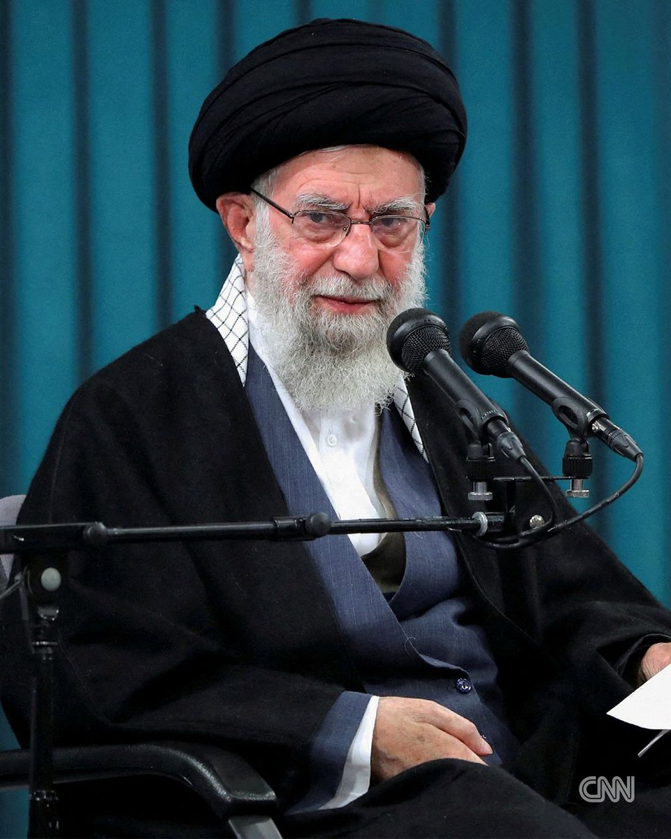 CNN International tweet media