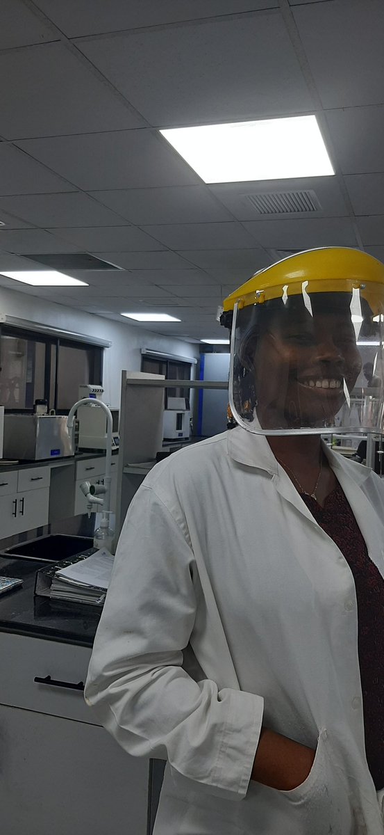 Ekundayorh's tweet photo. @Patience_Uchech @officialnlng
Dear NLNG,
I'm Taiwo, a Chemistry graduate recently trained in production chemicals and asset protection. I look forward to contributing as a Process Chemist, preserving assets, optimizing phase treatment, and ensuring top-quality LNG. #NLNG #Train7 #DecadeOfGas https://t.co/7Qlpuo32Ba