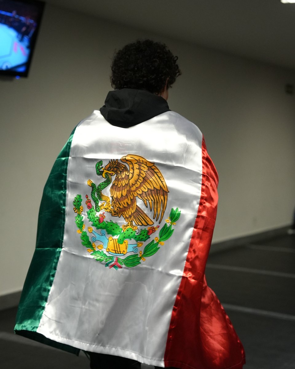 ufc's tweet photo. Imanol Rodriguez is ready for his debut in front of the #UFCMexico crowd! 🇲🇽

[ LIVE NOW on @ParamountPlus ] https://t.co/zSdzC9PZs0