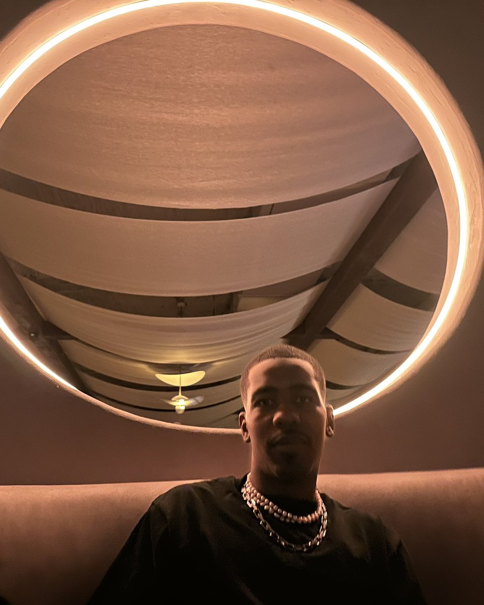 Ni Spade tweet media