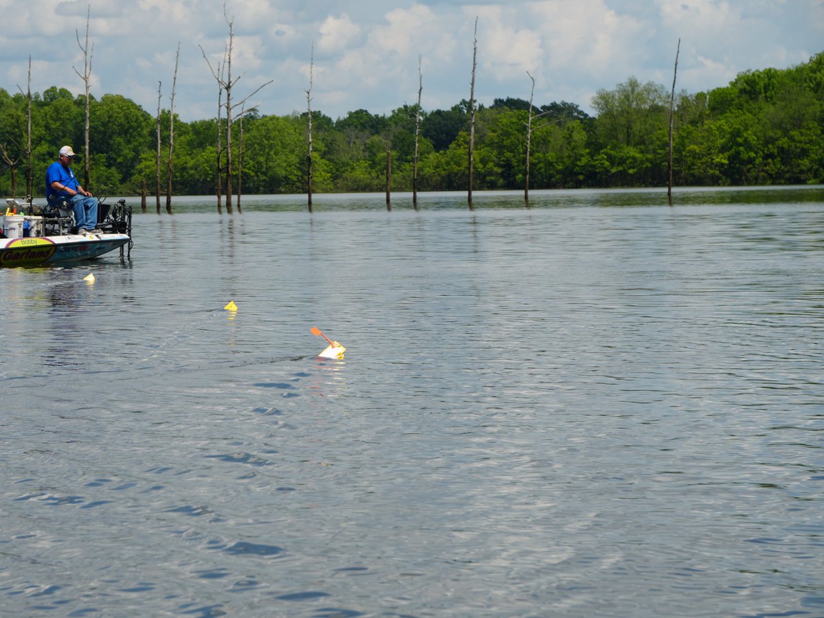 CrappieNow's tweet image. Crappie Dan counts on Off Shore Tackle planer boards when he wants to cover water and find active fish fast. Spreading lines efficiently helps him stay on target and maximize every pass.

offshoretackle.com

#OffShoreTackle #CrappieDan #CrappieMates