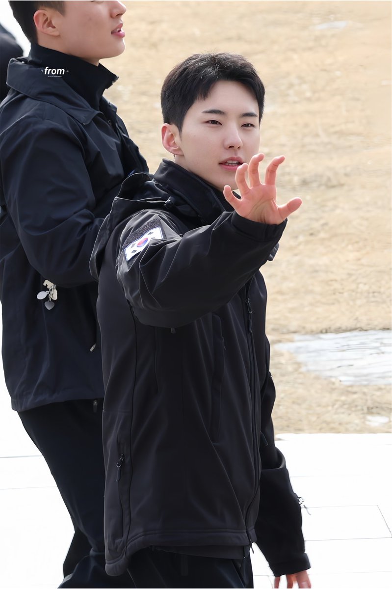 260301 삼일절 행사 육군태권도시범단

여전히 예뻐 그리웠엉 🐯❤️

#SEVENTEEN #세븐틴 
#HOSHI #ホシ #权顺荣 #권순영 #호시