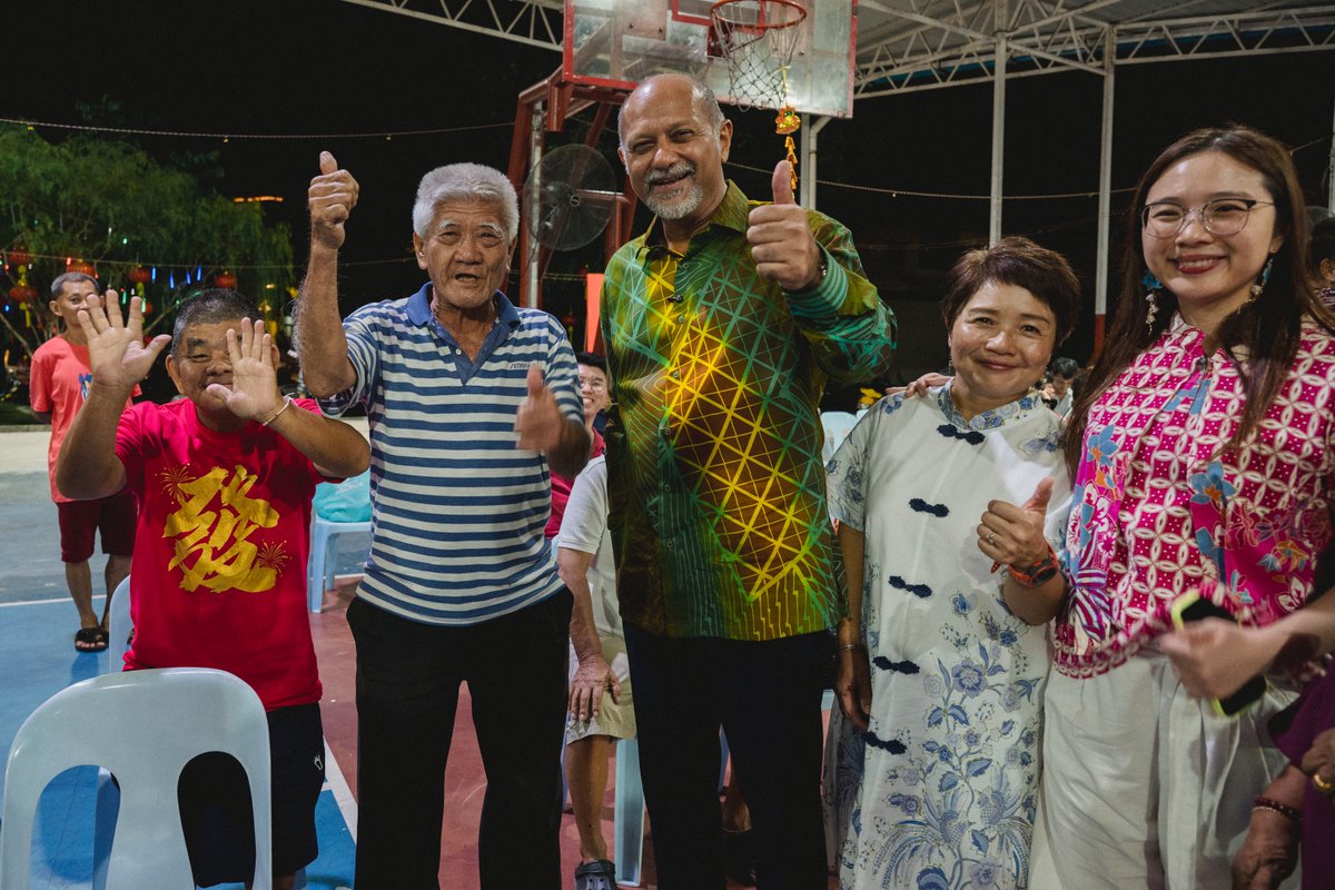 GobindSinghDeo's tweet photo. A joyful Chinese New Year celebration with the DUN Bandar Utama community at Kampung Chempaka alongside YB Jamaliah Jamaluddin.๐งง
#P106
#MalaysiaMADANI
#CNY2026 https://t.co/oVurNxXM1f