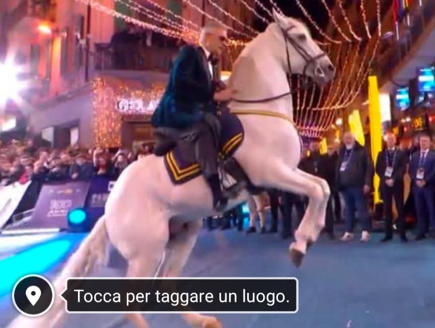 simonaneri6's tweet photo. Mi ero persa l' arrivo della cavalleria al festival di #Sanremo2026 https://t.co/YcnolIrKzK