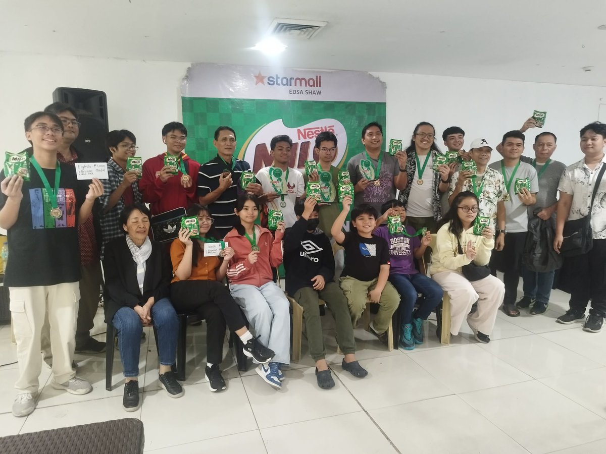Marvin_Bronoso's tweet photo. Milo Chesslympic Invitation Fide Open Chess Tournament  3x Bronze Medalist - #mbronoso #marvinbronoso #milochess #milochesslympic #bronosochess https://t.co/b4rly9XcXa