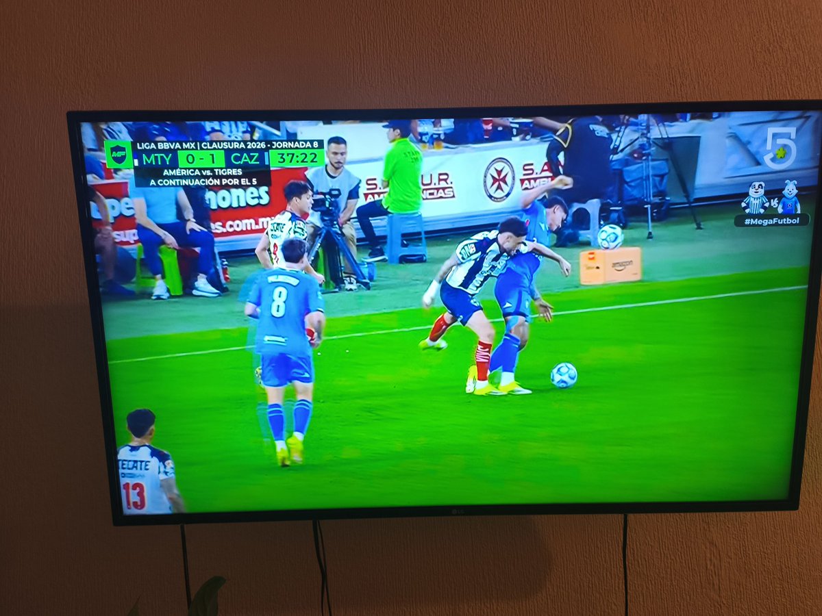 Disfrutando el segundo partido de la tarde , <a href="/Rayados/">Rayados</a> vs <a href="/CruzAzul/">CRUZ AZUL</a> , buen partido tenemos