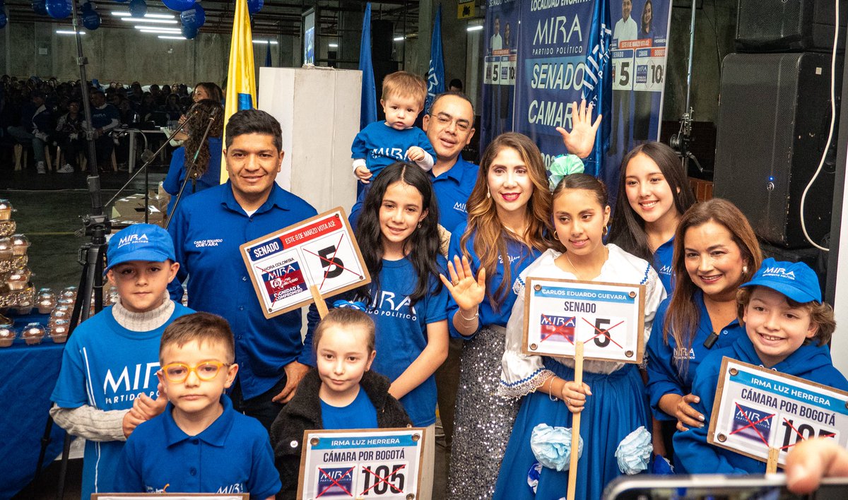 LinaPinzonAr's tweet photo. ¡Gran cierre de campaña Miraísta! 🥳

Agradecemos a nuestro Dios por este espacio lleno de alegría. Un espacio para reconocer el trabajo del @PartidoMIRA. 

Leyes, gestión en los territorios y ninguna investigación por corrupción, por eso nuestro voto seguirá siendo por MIRA. Ⓜ️ https://t.co/oWk21ZSqw7
