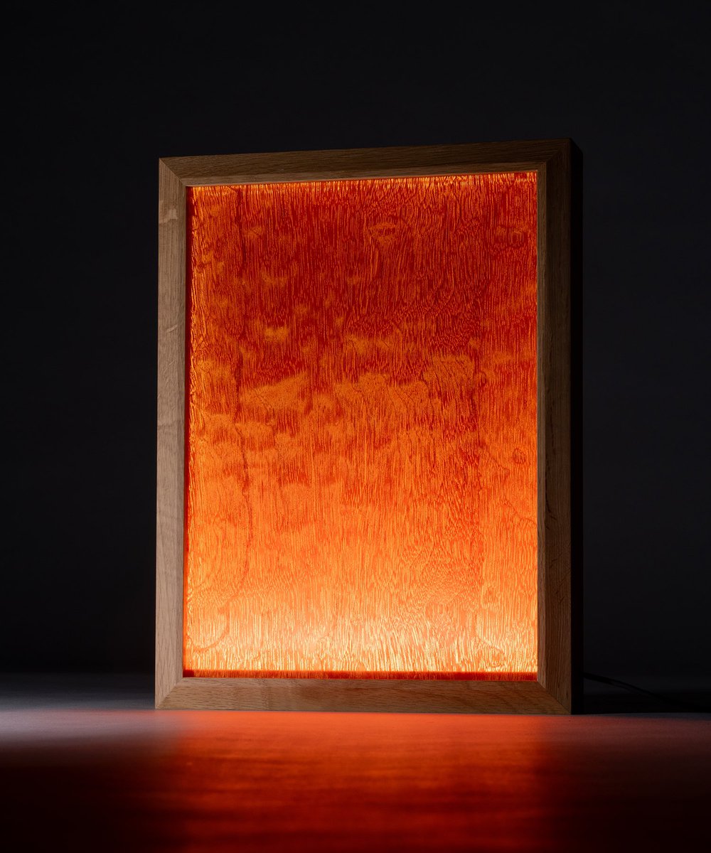 帝劇 Legacy Collection展
本日最終日📣✨

帝国劇場の解体に際して取り出した7つの建材と劇場備品を、全30の商品へとリメイク！

日比谷シャンテ3階特設会場では、
本日の営業終了20時まで、
帝劇絨毯を一面に敷いたプレミアムな空間で、全商品がお客様をお出迎えいたします。