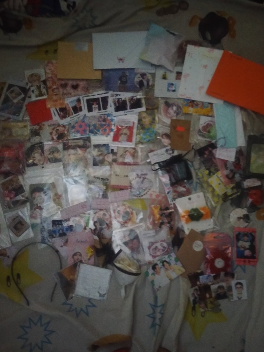 seokgyu31's tweet photo. thankyouu po sa mga nakatrade ko and sa mga nagabot ng freebie 

#LoveNoteFromDKVernonDino https://t.co/1bemTBfix1
