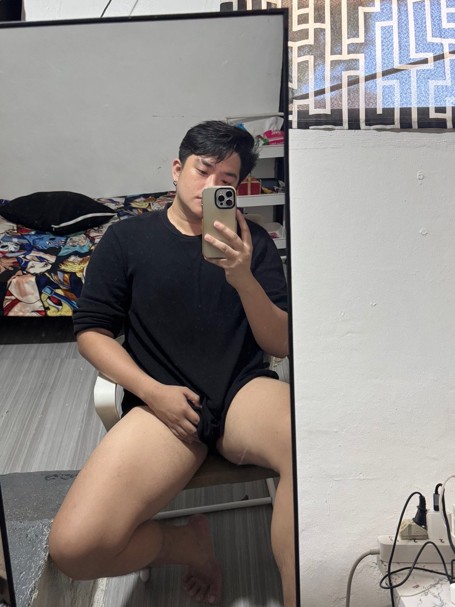 rixdel03's tweet photo. Hi pre 💦 tara g 😋 pm lang 

Para naman sa gusto mag avail pm nyo ko sa 
tg  @chinitochubs15 https://t.co/RLHwlcWHSp