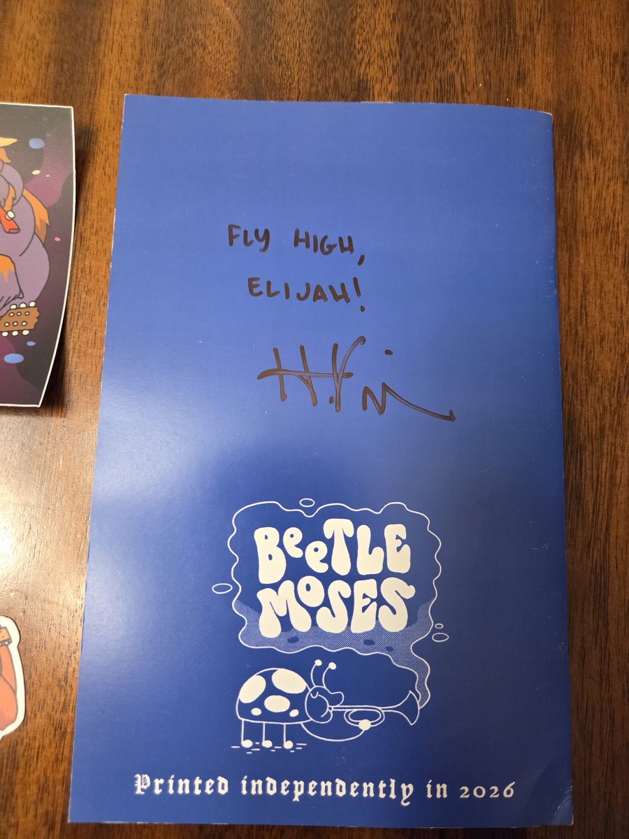 exvas18's tweet photo. Met the absolute legend, @beetlemoses himself today at the UF SwampCon. Money well spent to support the best comic artist on the platform! https://t.co/qu6W1fReHM