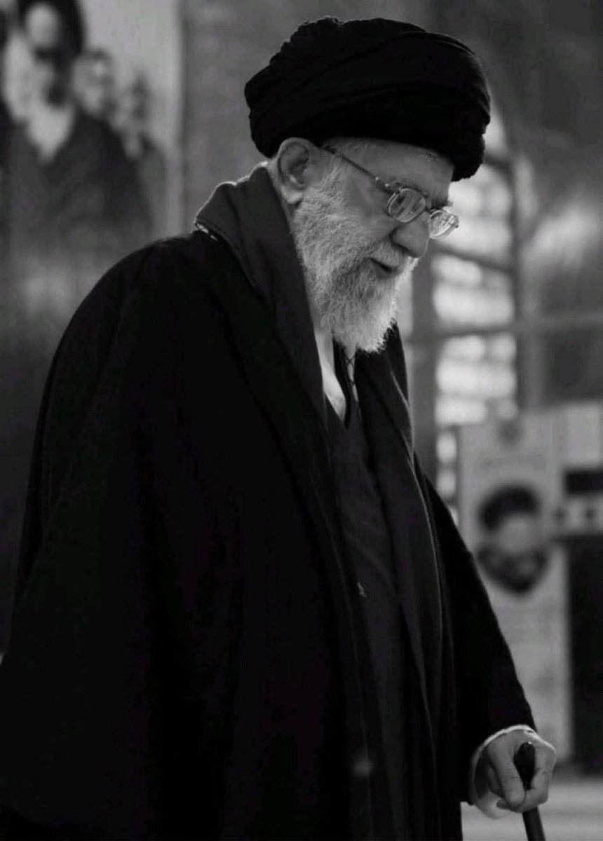 أترحَل والكون بأسَرِه مُتكَئٌ عليكَ 💔