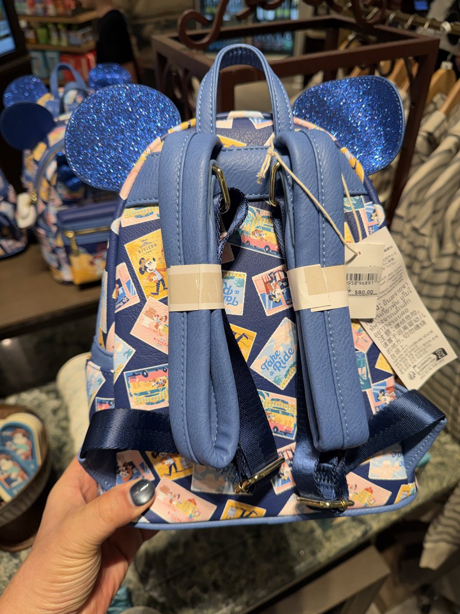 mickeynet028's tweet photo. ラウンジフライのバックパック 80ドル
マグカップ 19.99ドル

#MNWDW #WDW #2026Feb 
#WaltDisneyWorld #ディズニーワールド #ウォルトディズニーワールド #リビエラリゾート https://t.co/hcKKDVN8yD