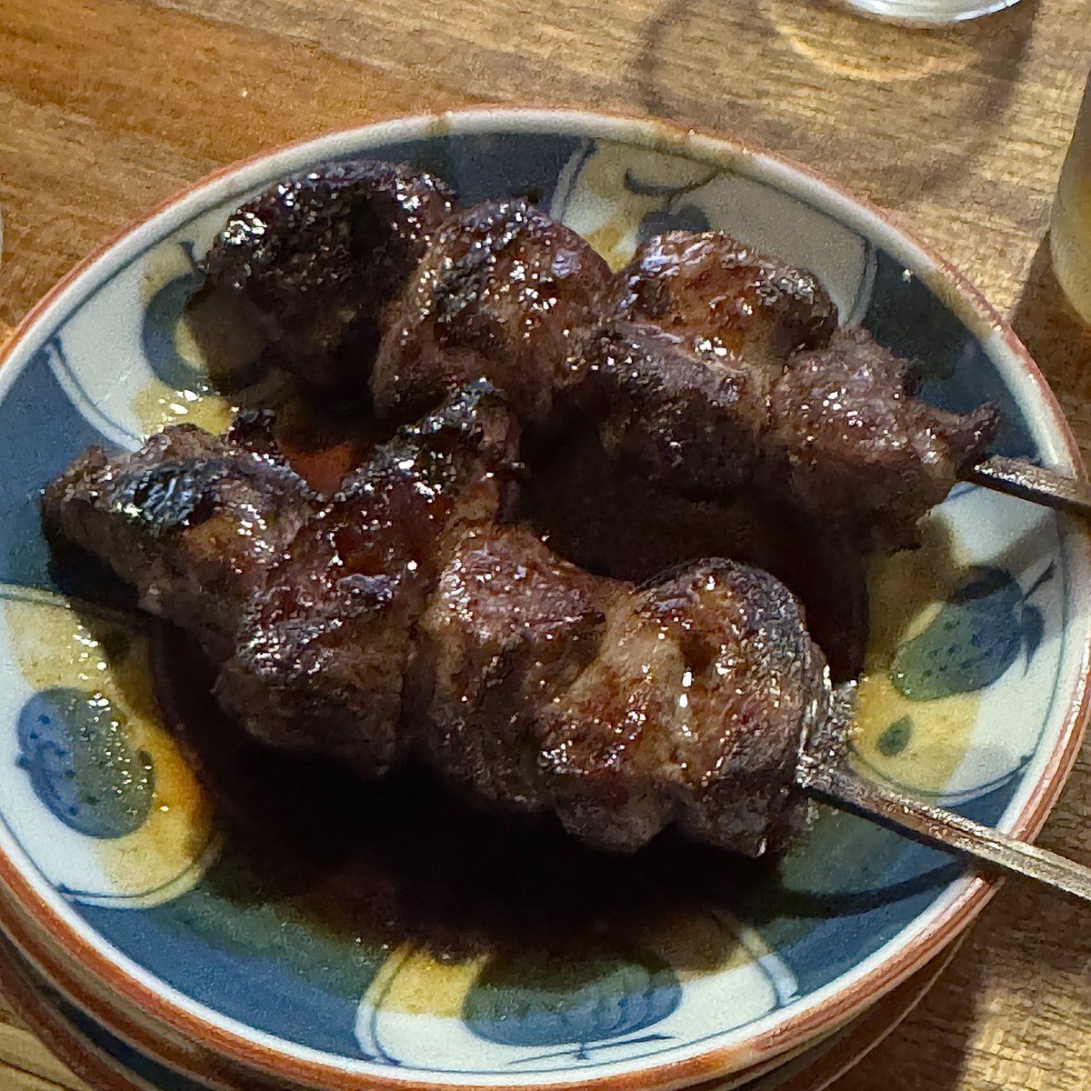 うめともつ tweet media