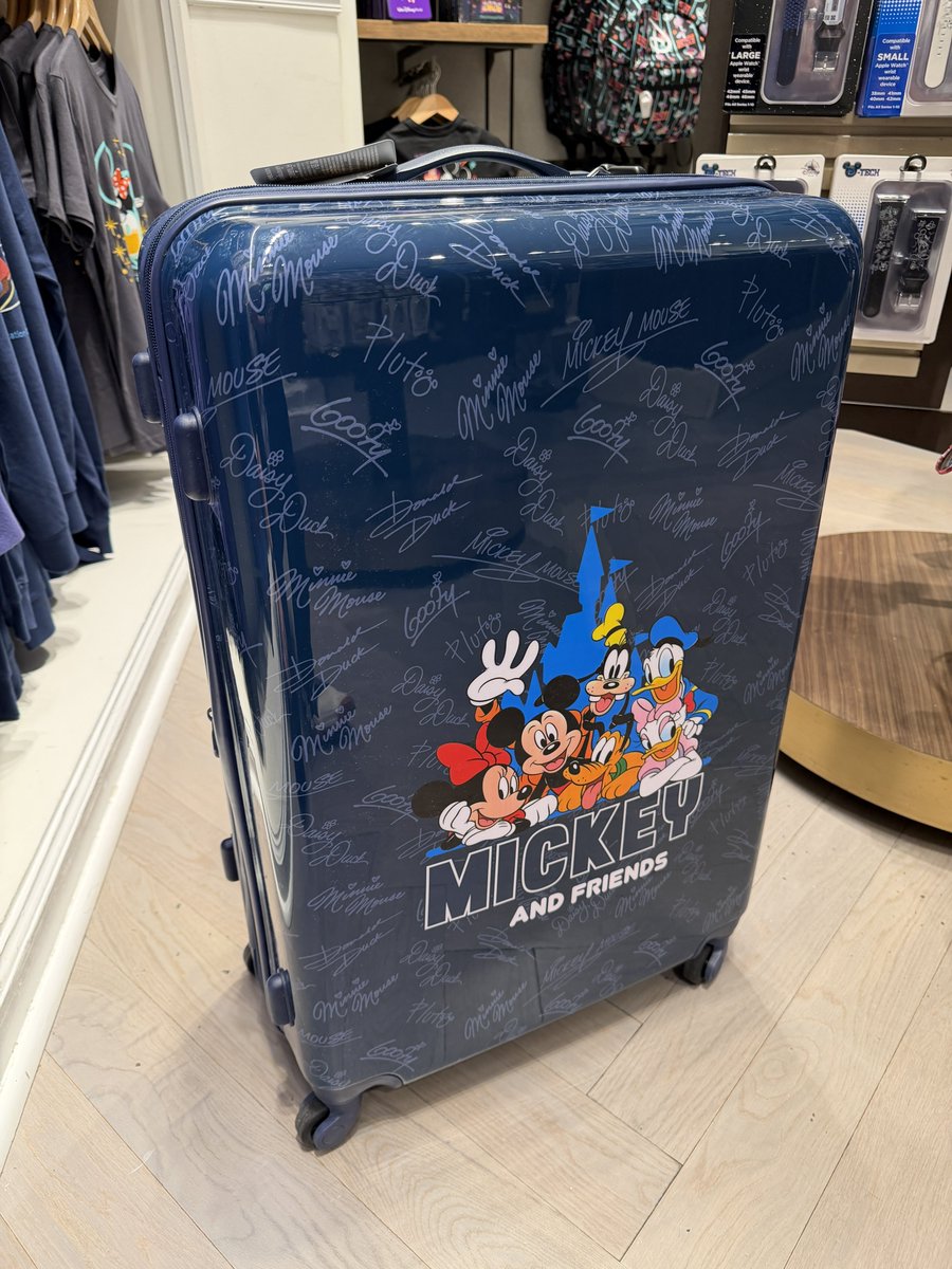 mickeynet028's tweet photo. リビエラ限定ではない、USディズニーのスーツケース 199ドル

#MNWDW #WDW #2026Feb 
#WaltDisneyWorld #ディズニーワールド #ウォルトディズニーワールド #リビエラリゾート https://t.co/53keu0MTLD