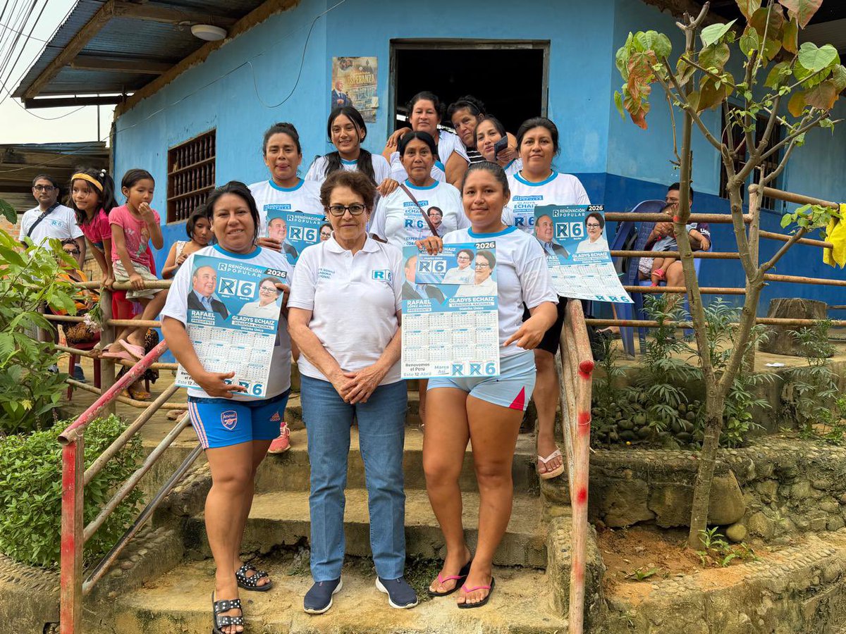 📌 TARAPOTO
Estuvimos en el comedor popular del Asentamiento Humano Asociación de Vivienda Villa Ander Becerra en un diálogo franco y profundo. 

#GladysEchaiz
#RenovacionPopular
#MarcayEscribeR6