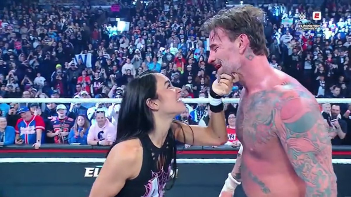 AJLeeNet's tweet photo. #AJLee #CMPunk #BestInTheWorld #WWE #WWEChamber https://t.co/LFGMEqlchG