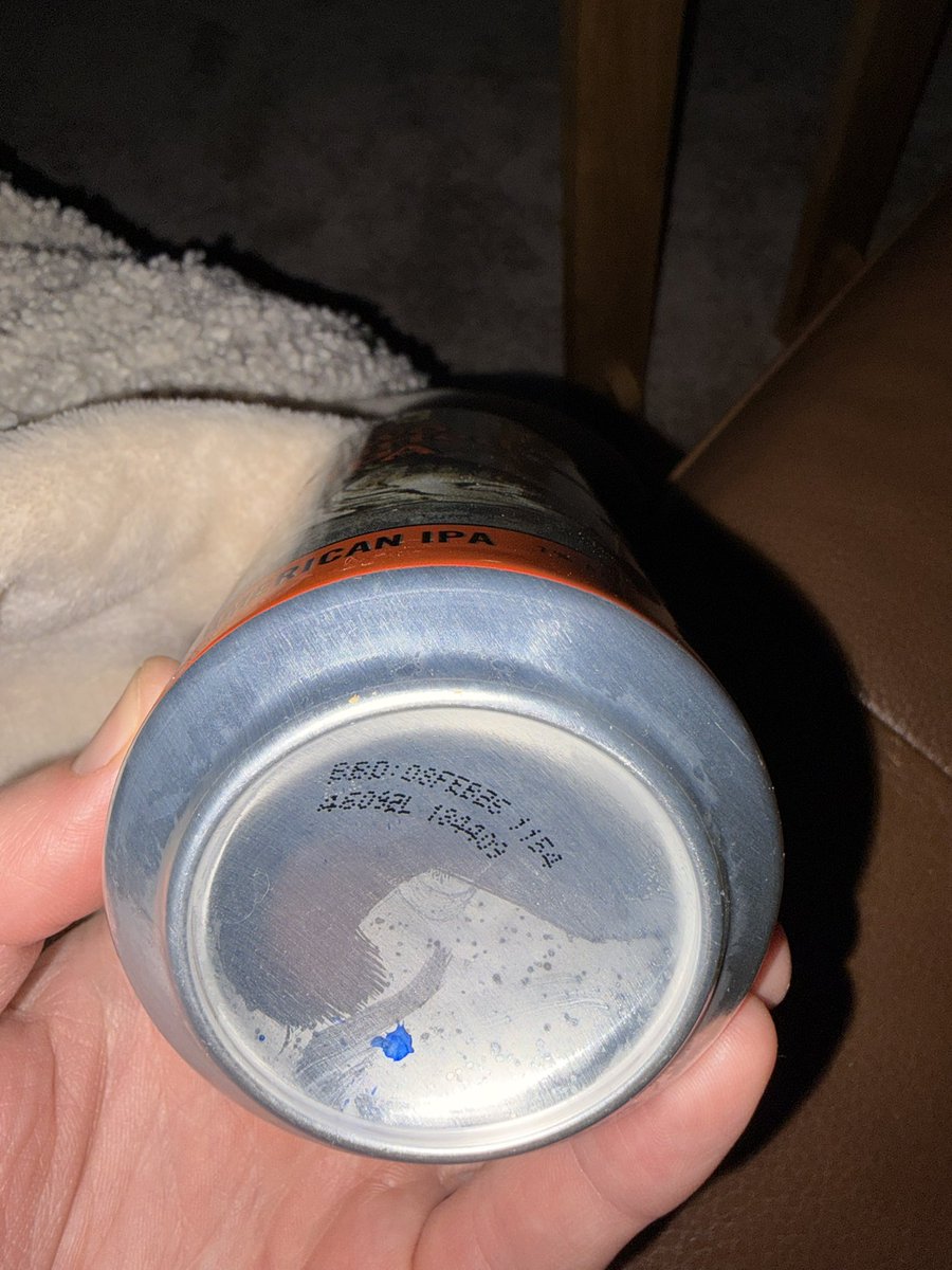 gordev5's tweet photo. @BellsBrewery your Depew Liquor/Edgewater Market account in Edgewater/Denver, CO is selling year old package beer. I’m sure this is well past your 90 or 180day shelf life. https://t.co/tINifT5y62
