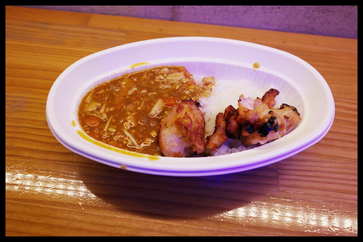 黒さとー tweet media