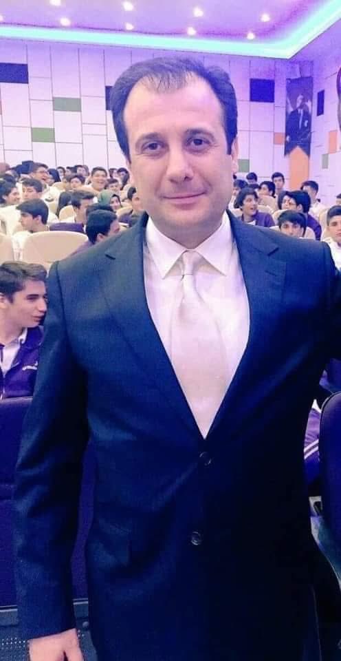 Başı rahmet, ortası merhamet, sonu ise cehennemden azad olan mübârek ramazan ayının hayırlara vesile olmasını dilerim. Hayırlı sahurlar.
#MustafaVeyselGülpınar 
#KARACADAĞSUHAYATTIR 
#LolıkaHemedızerıköyü 
<a href="/STahirKosar/">Serkan Tahir KOŞAR</a> 
<a href="/VeyselKosar2182/">Veysel Kosar21</a>