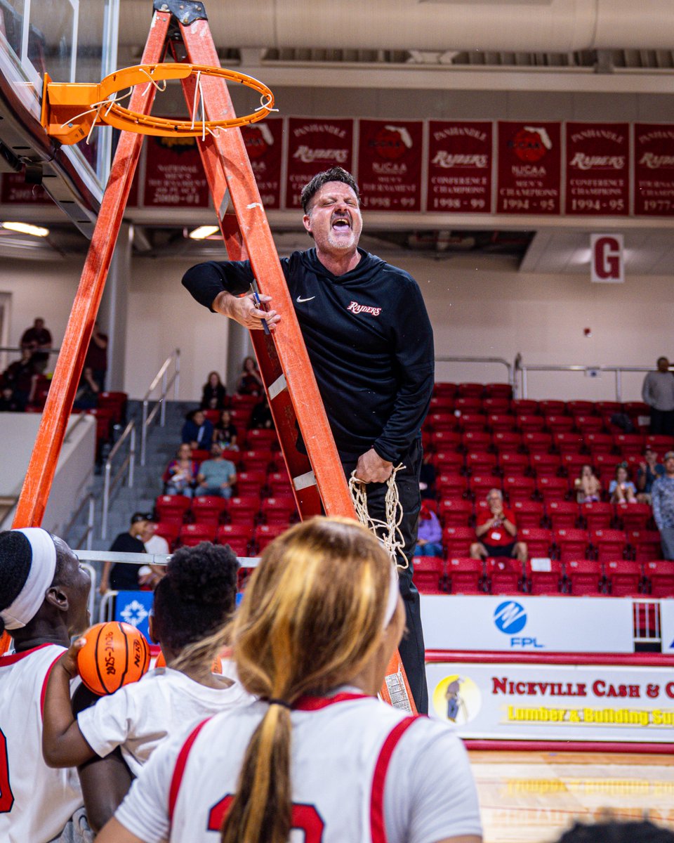NWFRaiders_WBB's tweet photo. Phase One ✅

#SoundTheSiren https://t.co/B9lyVaSqpS