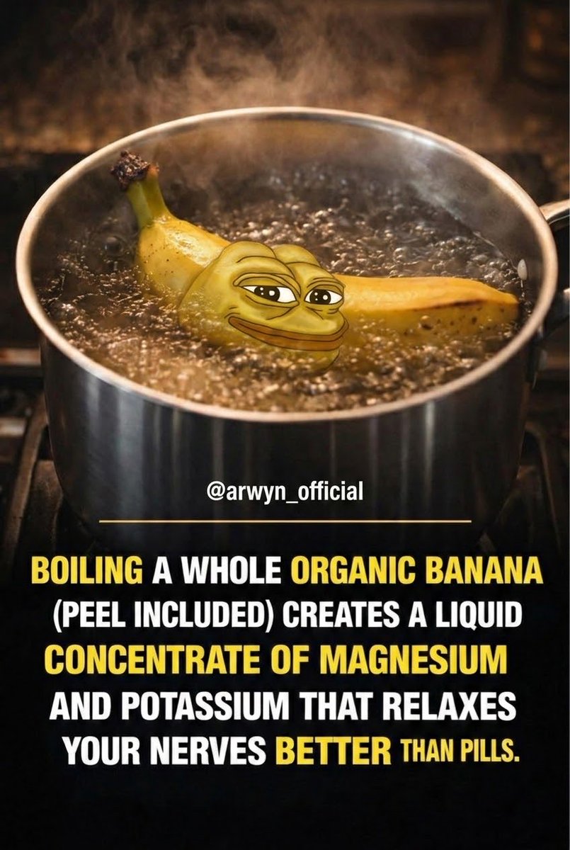 Most of a banana's magnesium and potassium—the minerals responsible for muscle relaxation and deep sleep—are stored in the peel, not the fruit. By cutting the ends off an organic banana and boiling the whole thing for 10 minutes, you extract these minerals into the water. This