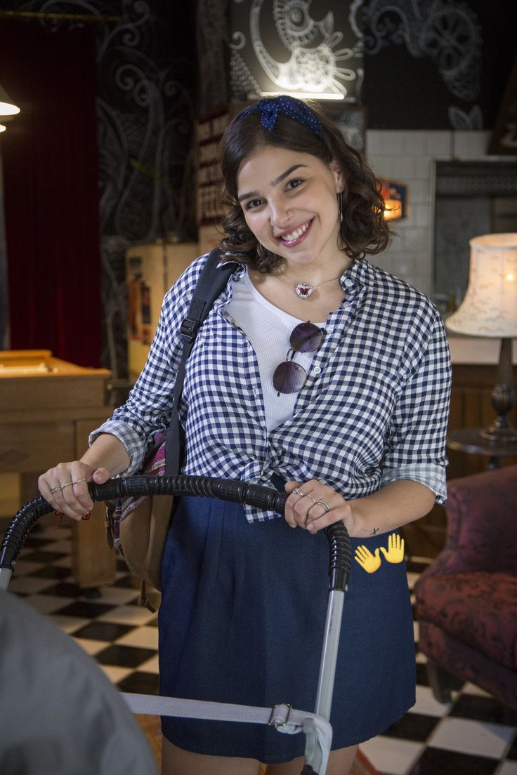 Seriam as tesouras um aviso do universo pra Gabi? Sempre atreladas aos trabalhos dela kkk