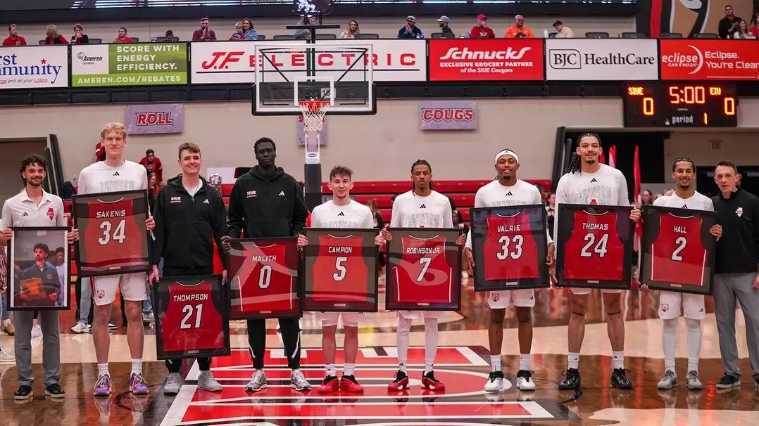 InsideSIUE's tweet photo. SIUE Senior Day is always emotional.
 This group has given so much to the program. Respect for all they’ve done.

Shoutout to Ring Malith, CJ Hall, Jack Campion, Darius Robinson, Myles Thompson, Kyle Thomas, Jo Valrie, Arnas Sakenis and Darren Luchetti. https://t.co/EIp9sKRz4l