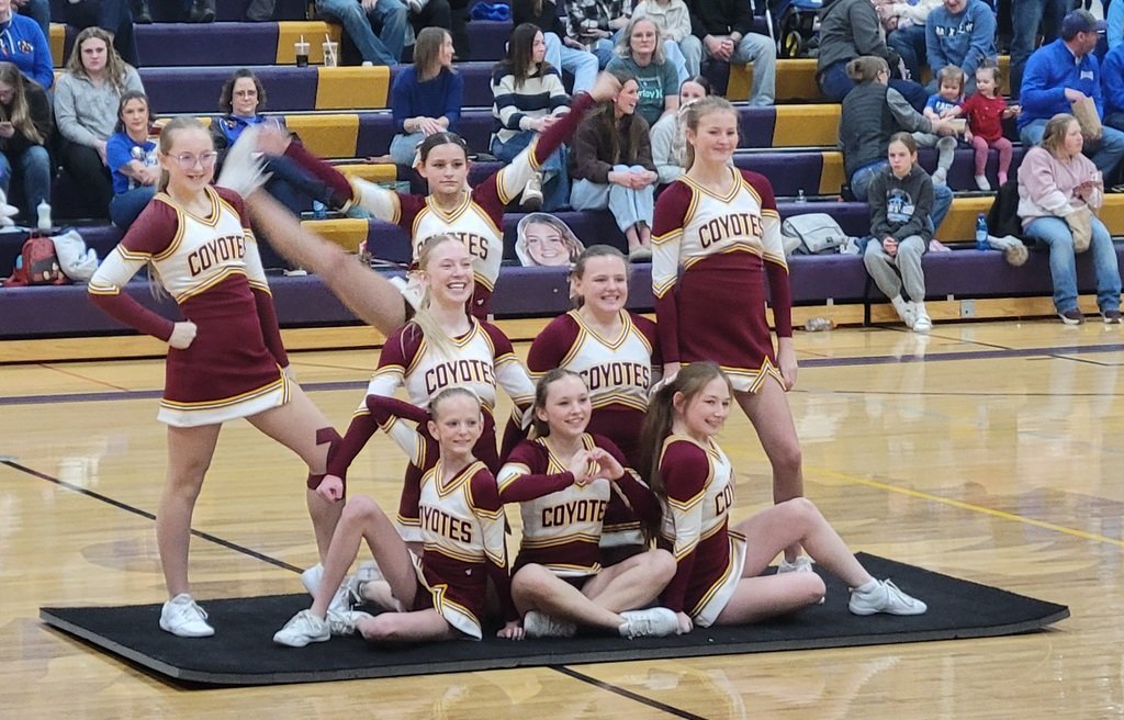 spsactivities's tweet photo. Halftime Performance

Go Coyotes! https://t.co/9D6CZNLQEU
