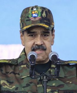 Oli London tweet media