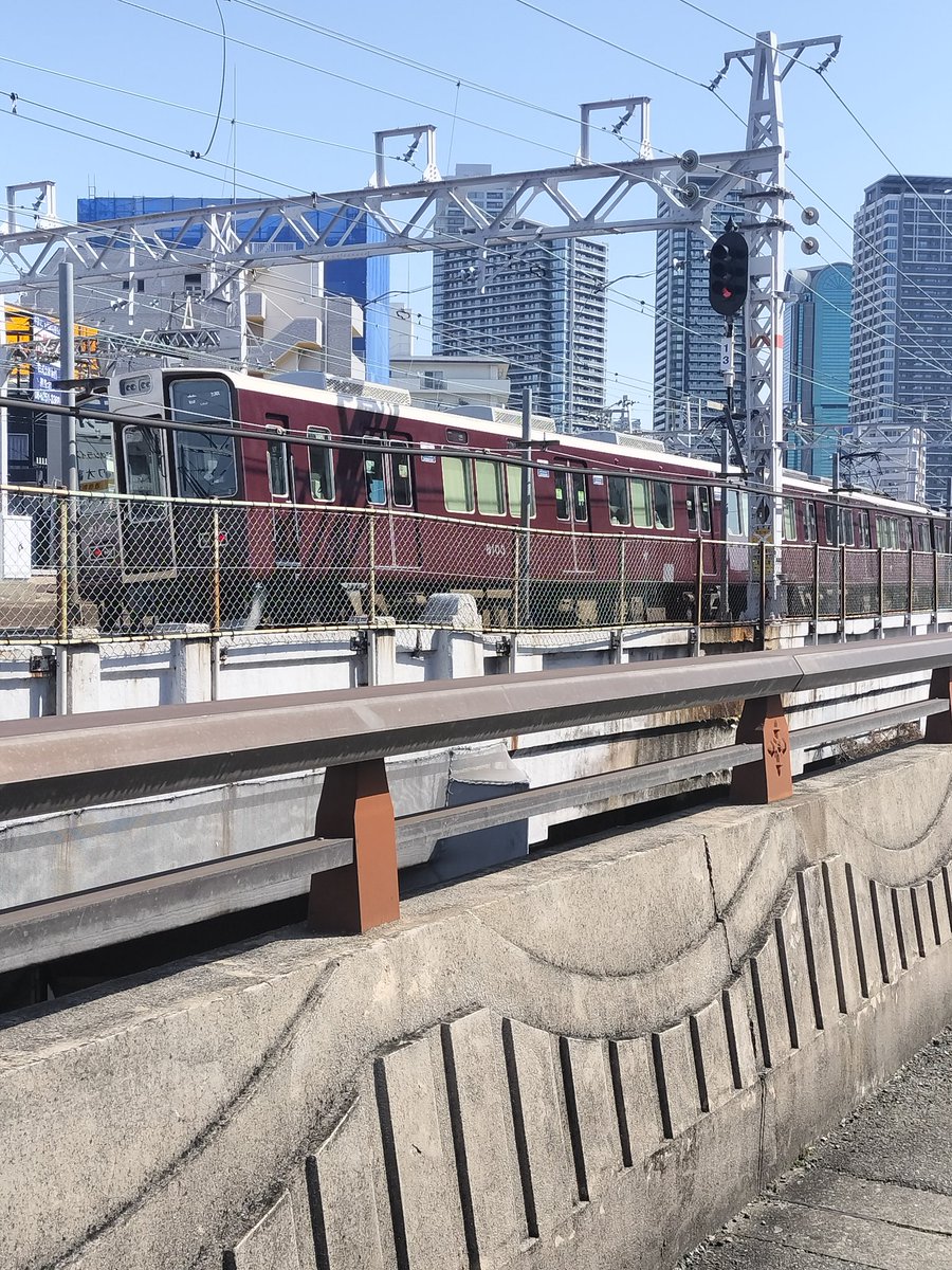 阪急神戸線1300系