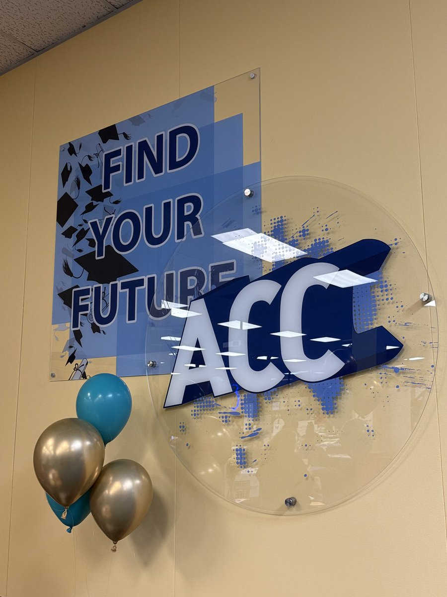 MediumShotMedia's tweet photo. Here he was able to develop his video production skills very early on in his career, and he most definitely wouldn't be where he is today without that program and the guidance of then-instructor Rob Love. The ACC’s slogan is "Find Your Future", and Ben definitely found his here. https://t.co/74cpmeVzNI