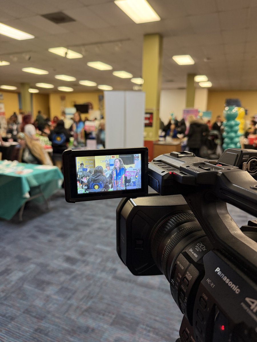 MediumShotMedia's tweet photo. Today's event video shoot was a special one.

This event, the HealthVisions Midwest, Heart Health Fair, was held at the Hammond Area Career Center. During his junior &amp; senior years of high school, Medium Shot Media owner/videographer Ben Tomera took broadcast classes at the ACC. https://t.co/UQ9r5MlECi