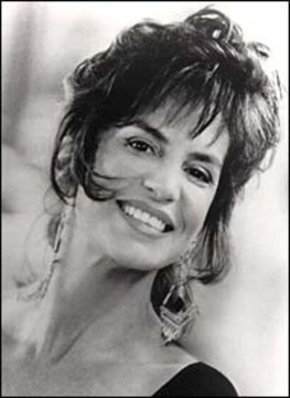 I couldn't let the day pass without celebrating Bernadette Peters and Mercedes Ruehl, who both turned 78 today!