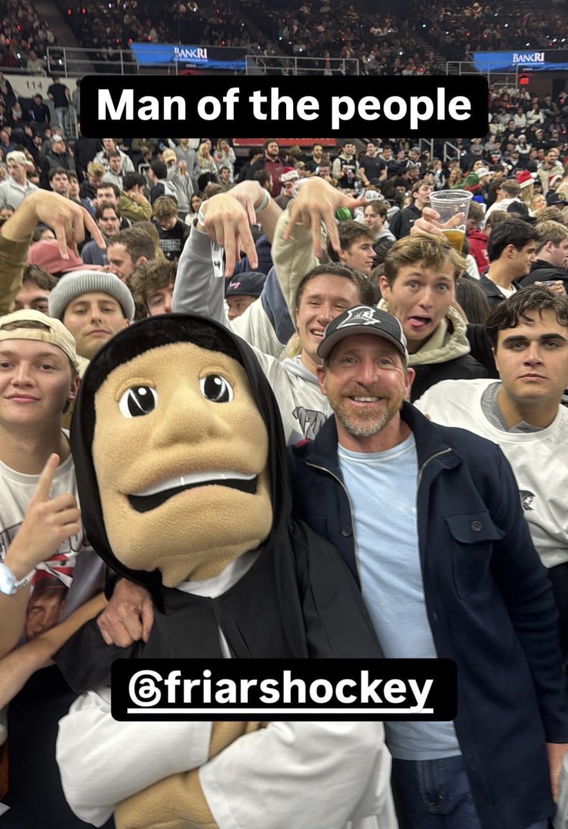 Scooter the Boycotting Inflatable Palm Tree tweet media