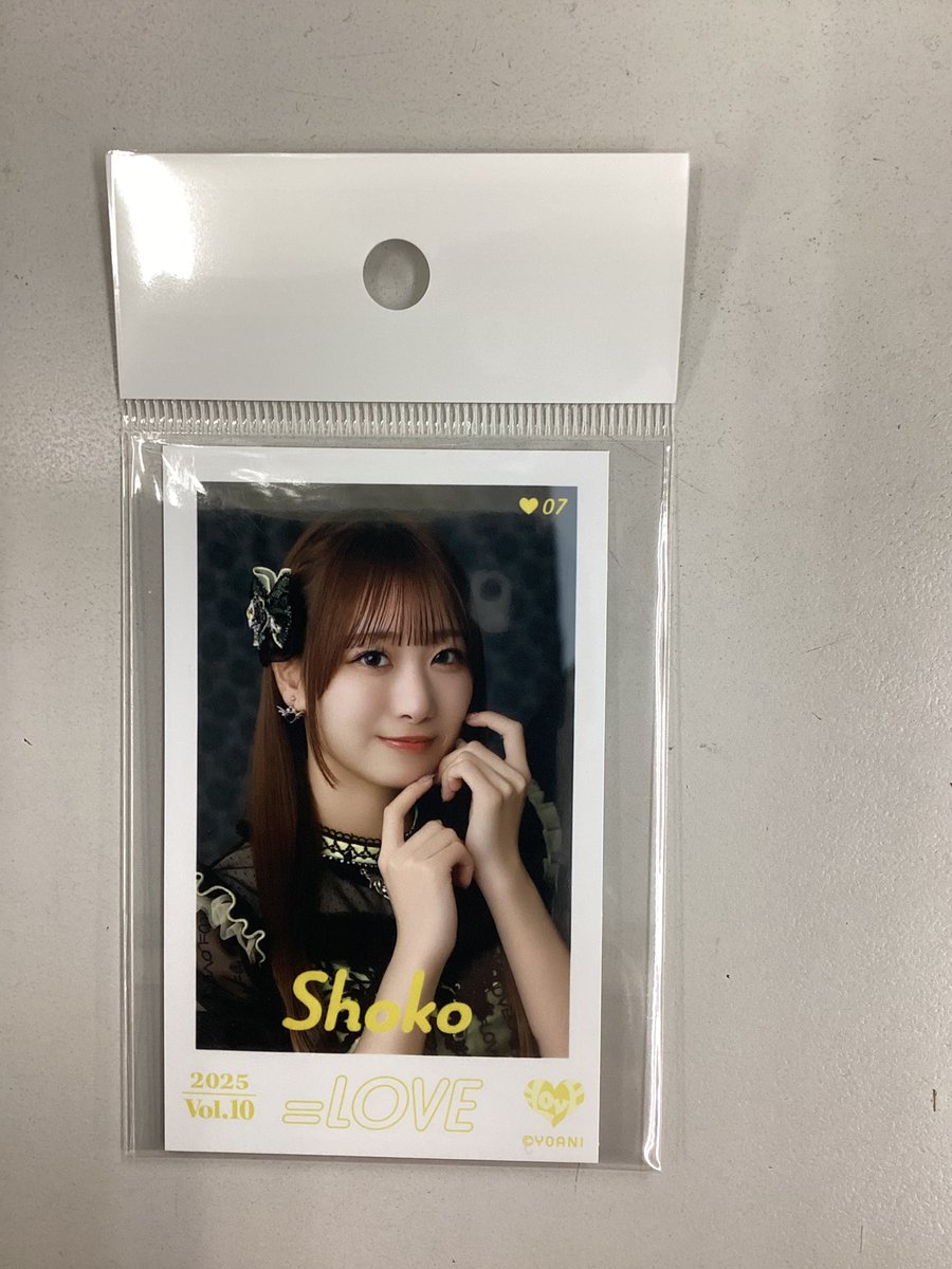 LOVE 瀧脇笙古ちゃん ミニフォトカード(レア)黒衣装入荷です！！