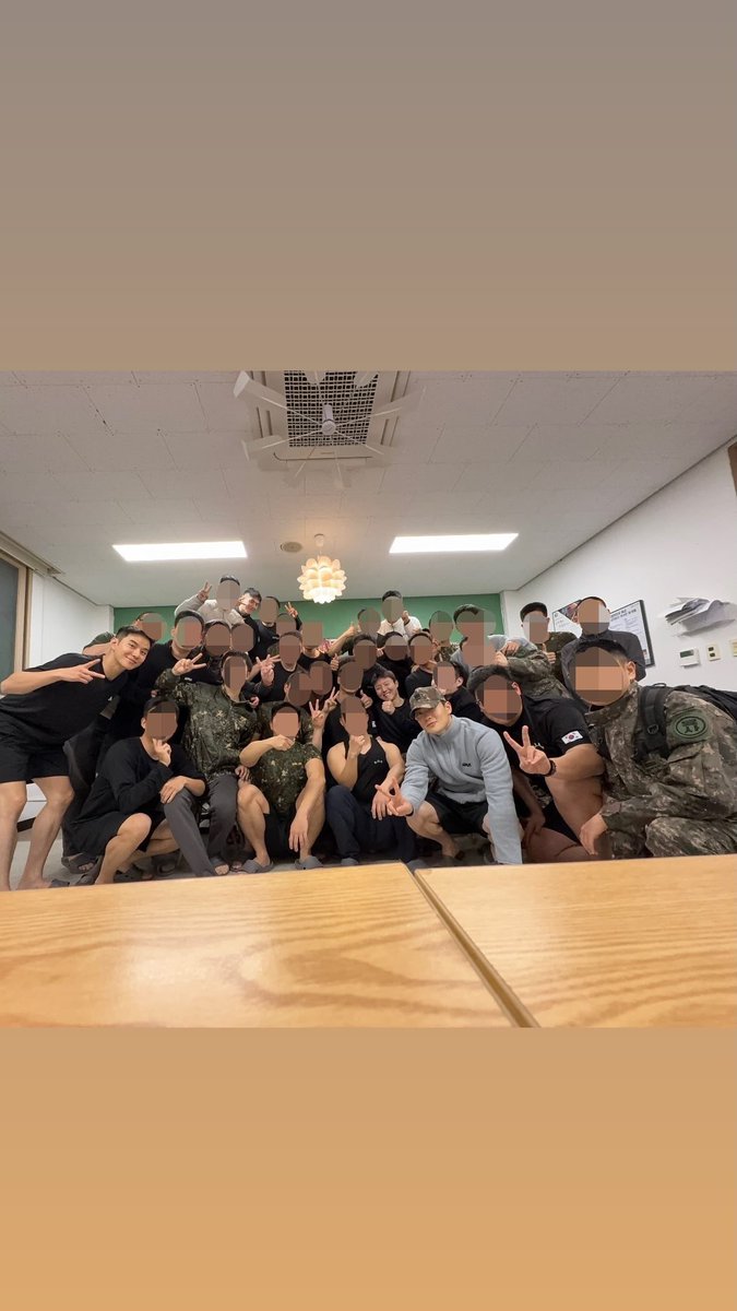 260301 육사 군악대에 계신 분 인스타 스토리 재현✌️ #JAEHYUN #재현 #NCT