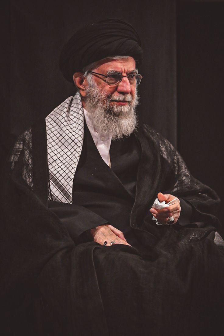 path2peace_'s tweet photo. إِنَّا لِلَّٰهِ وَإِنَّا إِلَيْهِ رَاجِعُونَ

THE LEADEAR OF MUSLIM UMMAH HAS BEEN MARTYRED
Generation will remember your sacrifice https://t.co/aC5rF0gtc2