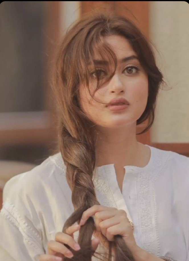 Aʅιყα Kԋαɳ😍 tweet media