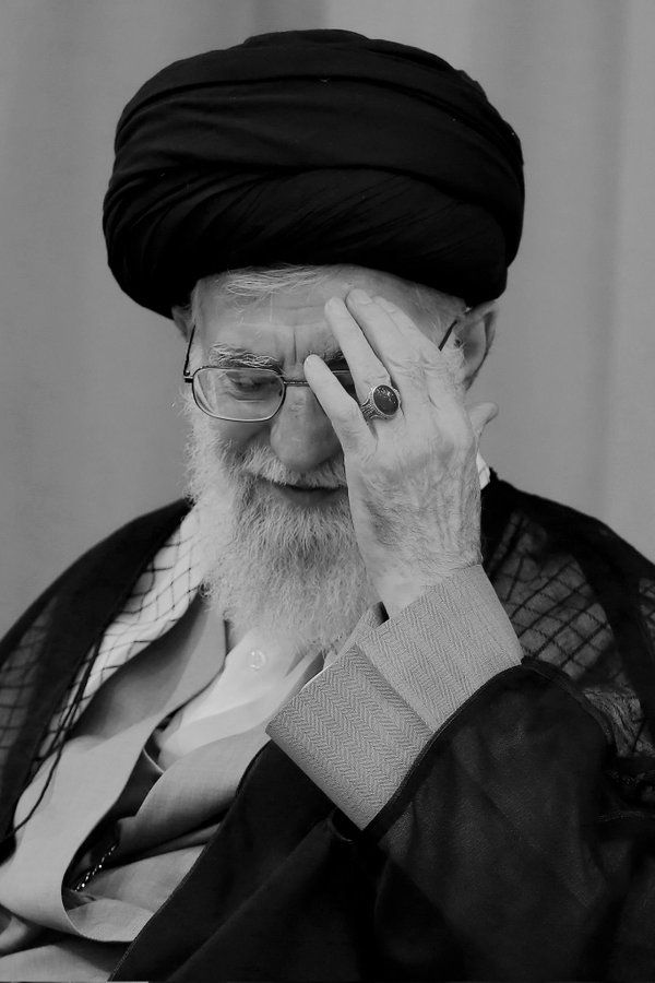 حـدیثـــه بتــول tweet media