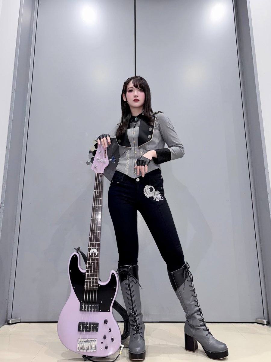 おはようございます ☪️🎸🐺⋆✦

#バンドリ
#AveMujica  #moment_memory