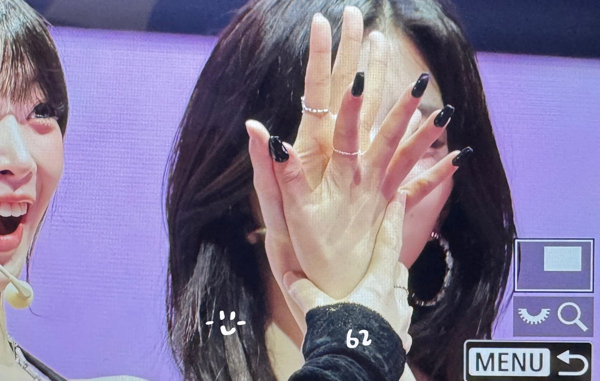 260228 
🖐🏻😂🤚🏻

#許念慈 #念 #니엔 #Nien #트리플에스 #tripleS #トリプルS #ニエン